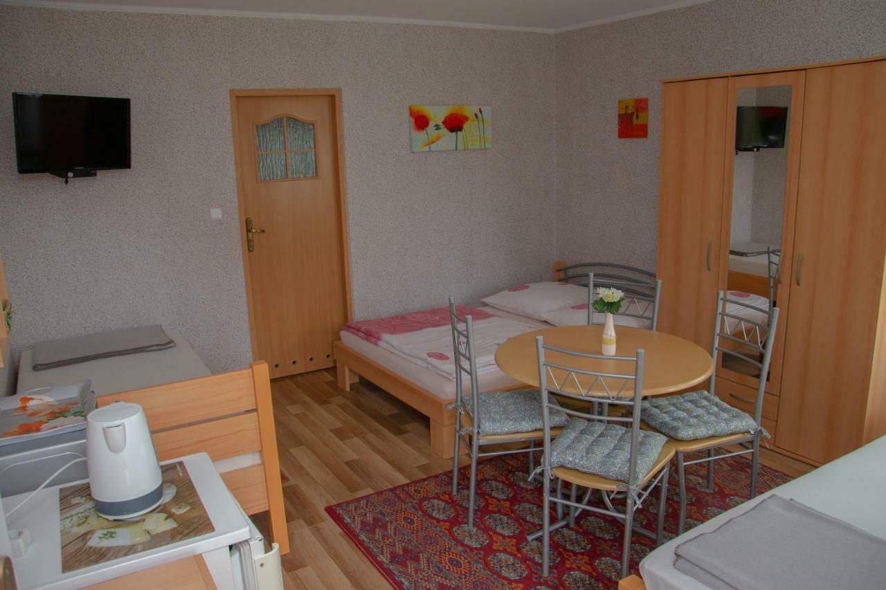 Ferienwohnung Zielona Okiennica Chillout Chłopy Exterior foto